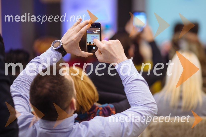 Digitalni laboratorij: Uporabni recepti za večjo prodajo na spletu