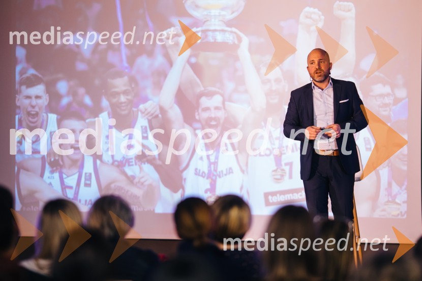  Gaber Marolt, NLP centerDo uspeha z NLP in hipnozo