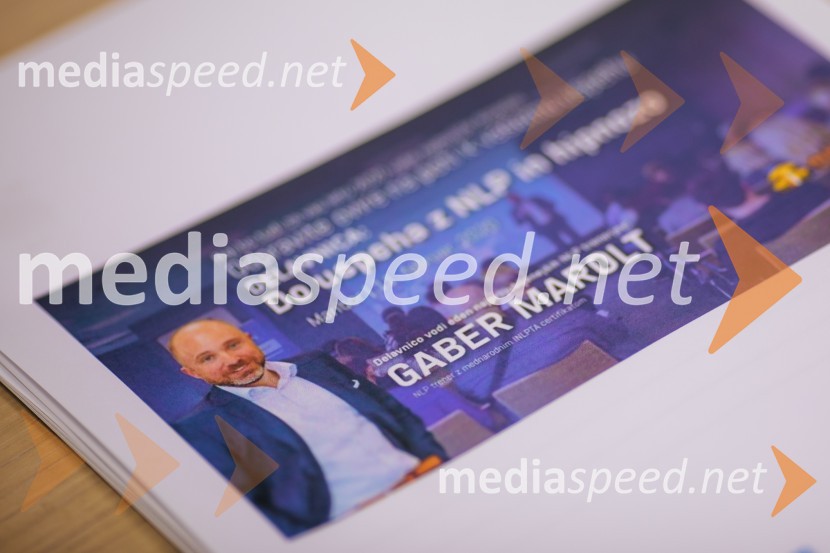 Do uspeha z NLP in hipnozo