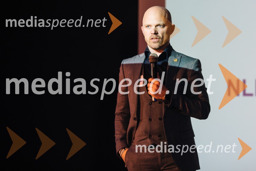 Do uspeha z NLP in hipnozo