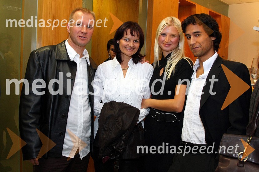 Nataša Bešter, Dino Bešter, Ana Bešter in Akiro Hasegawa, voditelja oddaje RazgibanicaPrvi rojstni dan Dermatološko medicinskega centra Dimnik - Žgavec