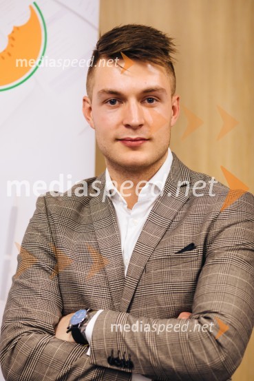  Rok Makovec, IT MelonaDo uspeha z NLP in hipnozo