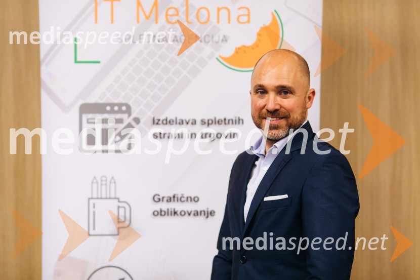  Gaber Marolt, NLP centerDo uspeha z NLP in hipnozo