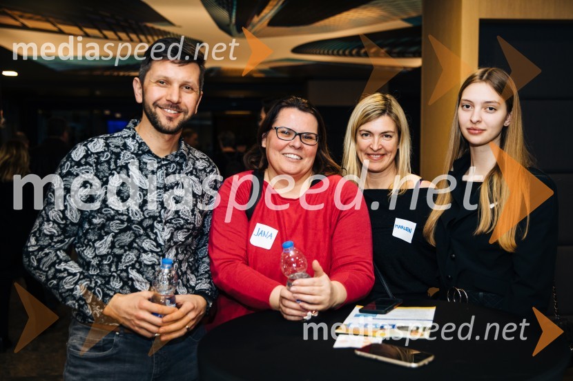 Do uspeha z NLP in hipnozo