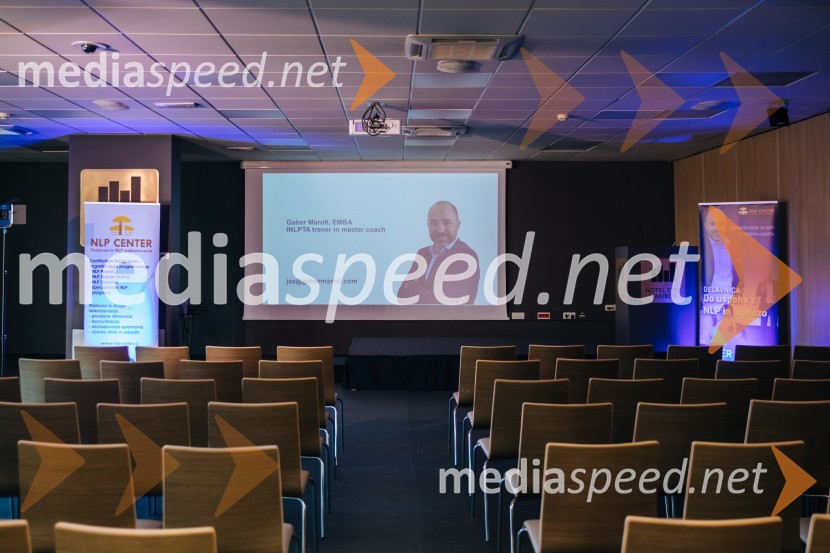 Do uspeha z NLP in hipnozo