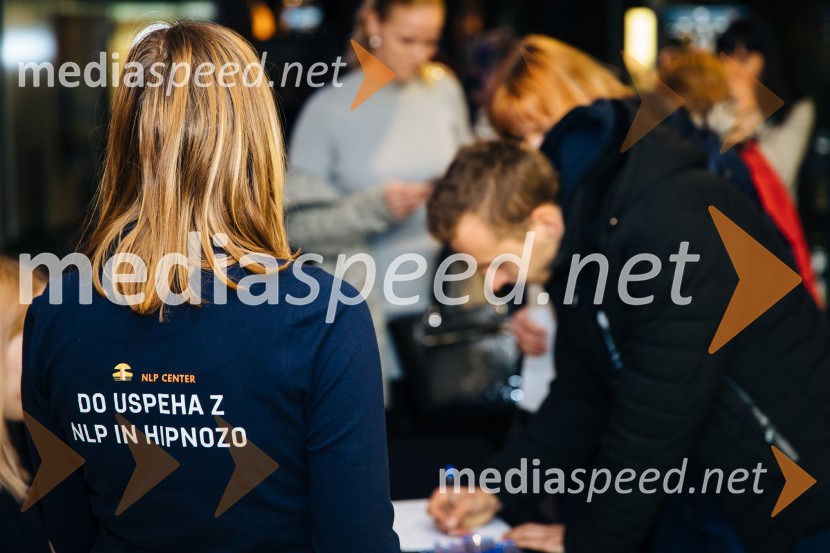 Do uspeha z NLP in hipnozo