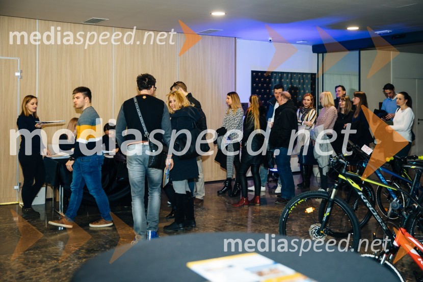 Do uspeha z NLP in hipnozo