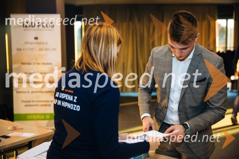 Do uspeha z NLP in hipnozo