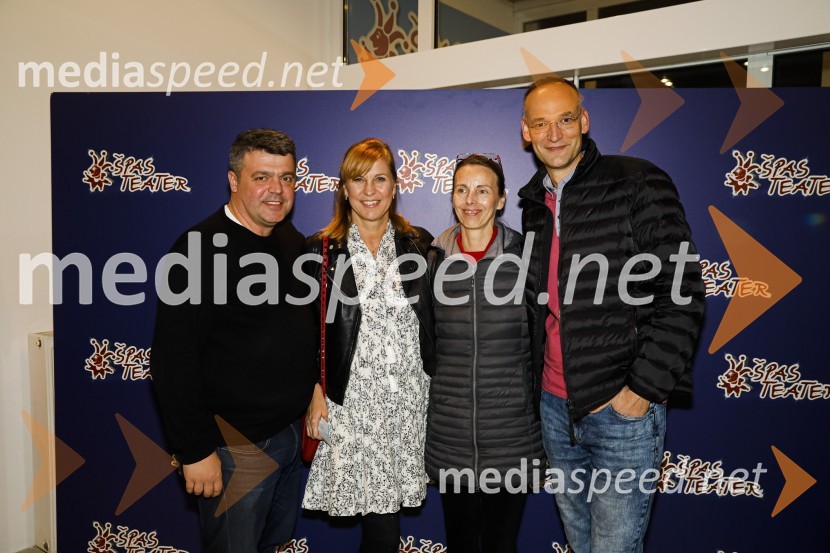  ... ;  ... ;  Mojca Salkič;  Aleksander Salkič, vodja službe za odnose z javnostmi PetrolErotika po Emeršiču, premiera predstave Bojana Emeršiča