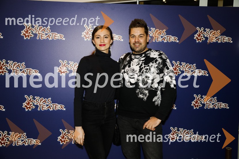  ... ;  Nejc Simšič, novinarErotika po Emeršiču, premiera predstave Bojana Emeršiča