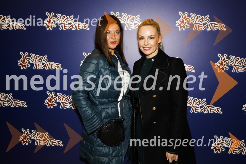  Jasna Kuljaj, TV voditeljica;  Špela Grošelj, pevkaErotika po Emeršiču, premiera predstave Bojana Emeršiča
