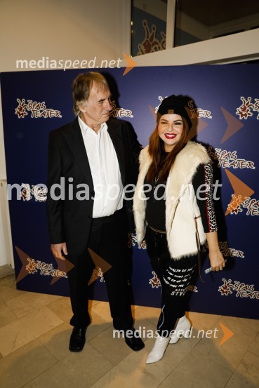  Jonas Žnidaršič, igralec;  Neža Buh-Neisha, glasbenicaErotika po Emeršiču, premiera predstave Bojana Emeršiča