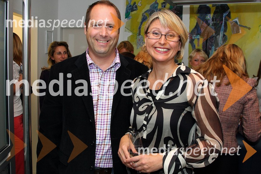 Robert Bogataj in Nataša Bolčina Žgavec, tv voditeljaPrvi rojstni dan Dermatološko medicinskega centra Dimnik - Žgavec