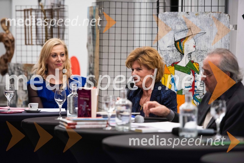  Klaudija Javornik,  Adacta d.o.o.;  Tatjana  KolencPrvi Gallusov pogovorni večer