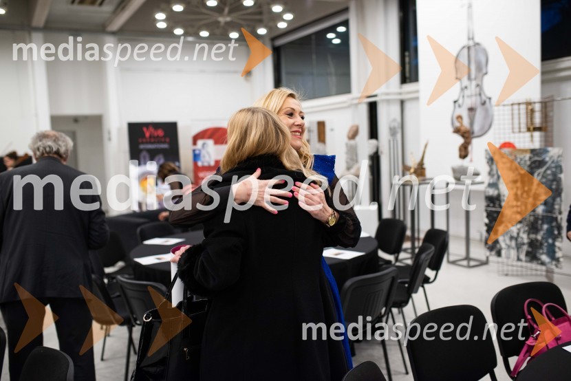  ... ;  Klaudija Javornik,  Adacta d.o.o.Prvi Gallusov pogovorni večer