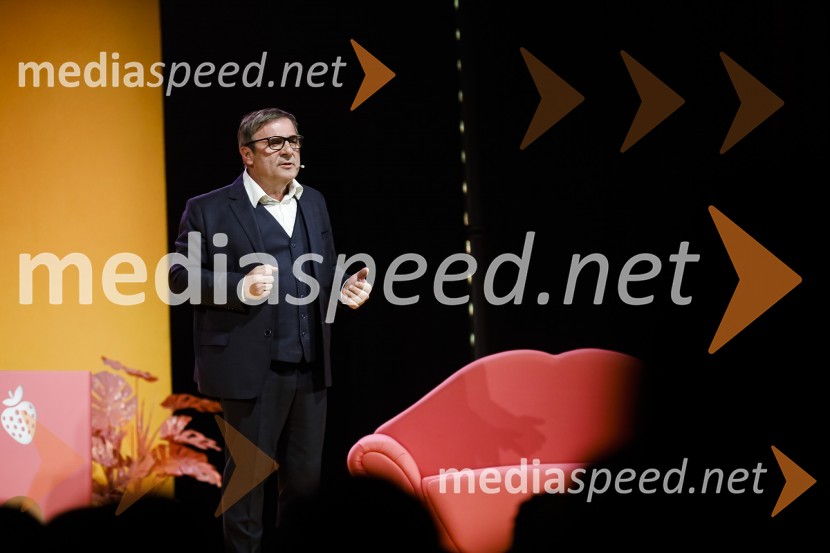  Bojan Emeršič, igralecErotika po Emeršiču, premiera predstave Bojana Emeršiča