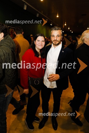  Teja Pelko, novinarka, Svet24;  Primož Vrhovec, igralecErotika po Emeršiču, premiera predstave Bojana Emeršiča