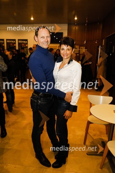  Jože Potrebuješ, skupina Čuki;  Andreja PotrebuješErotika po Emeršiču, premiera predstave Bojana Emeršiča