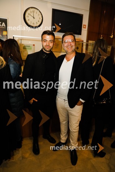  Gašper Rifelj, pevec;  Martin Baebler, fotografErotika po Emeršiču, premiera predstave Bojana Emeršiča