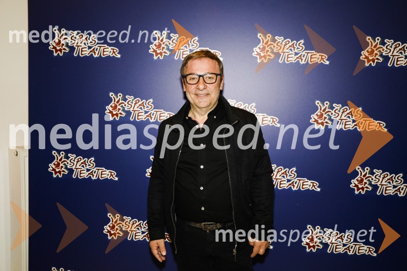  Bojan Emeršič, igralecErotika po Emeršiču, premiera predstave Bojana Emeršiča