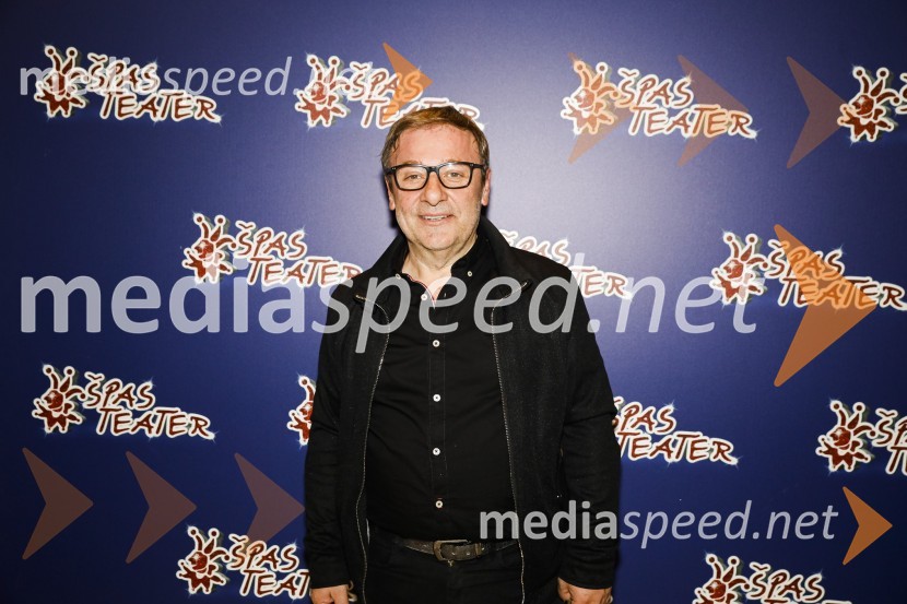  Bojan Emeršič, igralecErotika po Emeršiču, premiera predstave Bojana Emeršiča