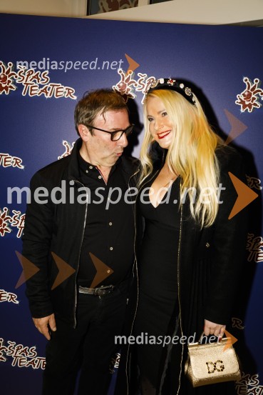  Bojan Emeršič, igralec;  Danica Lovenjak, novinarkaErotika po Emeršiču, premiera predstave Bojana Emeršiča