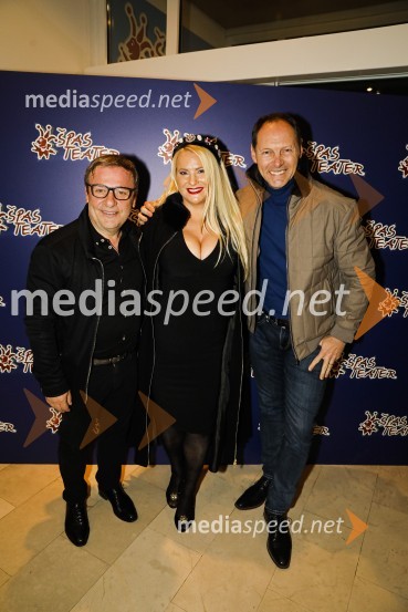  Bojan Emeršič, igralec;  Danica Lovenjak, novinarka;  Jože Potrebuješ, skupina ČukiErotika po Emeršiču, premiera predstave Bojana Emeršiča