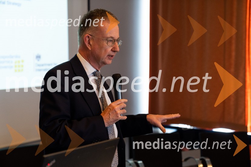  Tim  Abrahams, podjetnikTea with Reason