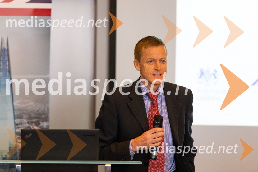  Zoran  Stančič, vodja predstavništva Evropske komisije v SlovenijiTea with Reason