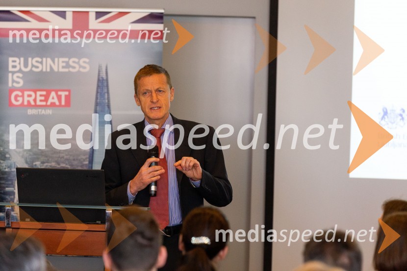  Zoran  Stančič, vodja predstavništva Evropske komisije v SlovenijiTea with Reason