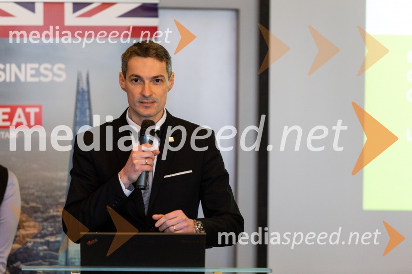  Bojan Ivanc, CFA, CAIA, član upravnega odbora društva CFA Slovenija in glavni ekonomist Analitike GZS, lokalni koordinator CFA Research Challenge 2018Tea with Reason