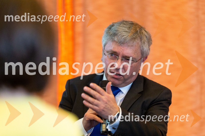  Iztok Grmek, Ministrstvo za zunanje zadeveTea with Reason