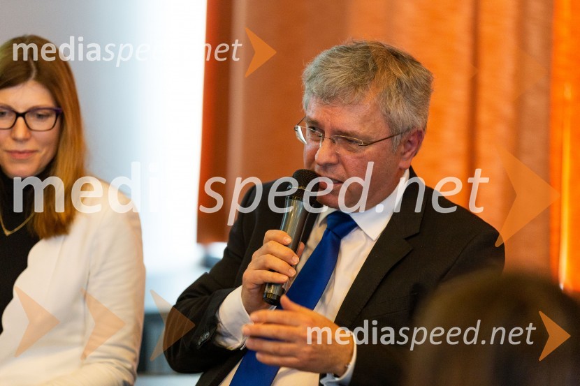  Iztok Grmek, Ministrstvo za zunanje zadeveTea with Reason