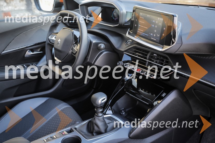 Slovenska predstavitev vozila Peugeot 2008 II