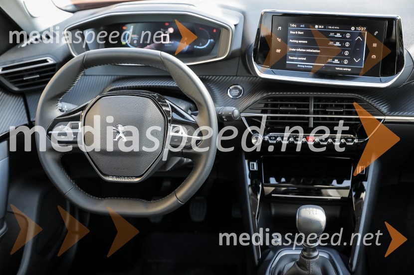 Slovenska predstavitev vozila Peugeot 2008 II