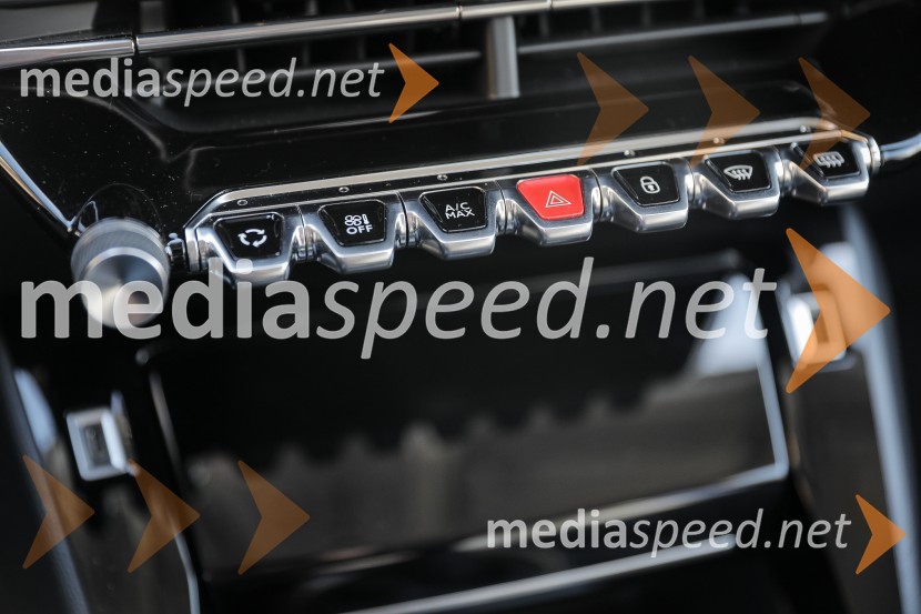 Slovenska predstavitev vozila Peugeot 2008 II