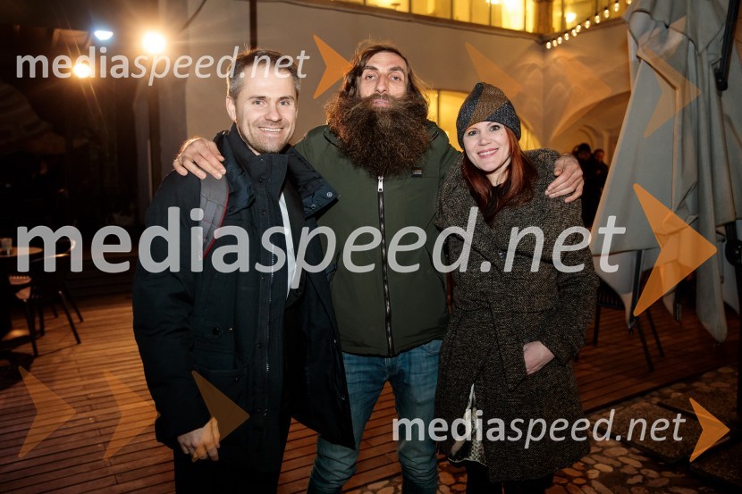  Milan Golob, direktor, Šentjakobsko gledališče ;  Selman Čorović, vodja skupine Kranj, evropska prestolnica kulture 2025;  Eva Belčič, vodja marketinga in odnosov z javnostmi, Prešernovo gledališče KranjVečja od vseh, premiera monodrame Prešernovo gledališče Kranj