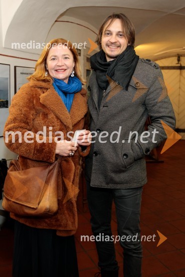  Vesna  Jevnikar, igralka;  Blaž Setnikar, igralecVečja od vseh, premiera monodrame Prešernovo gledališče Kranj