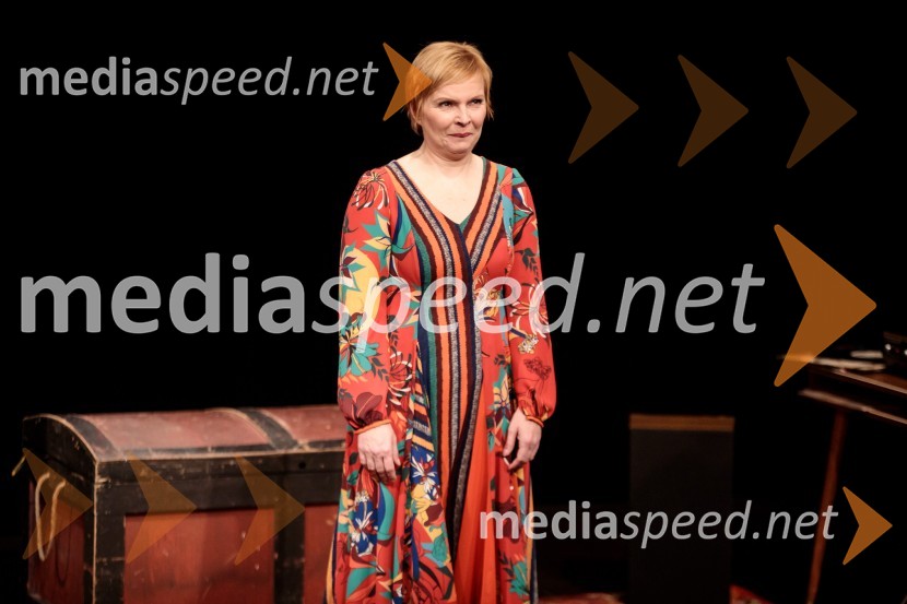 Večja od vseh, premiera monodrame Prešernovo gledališče Kranj