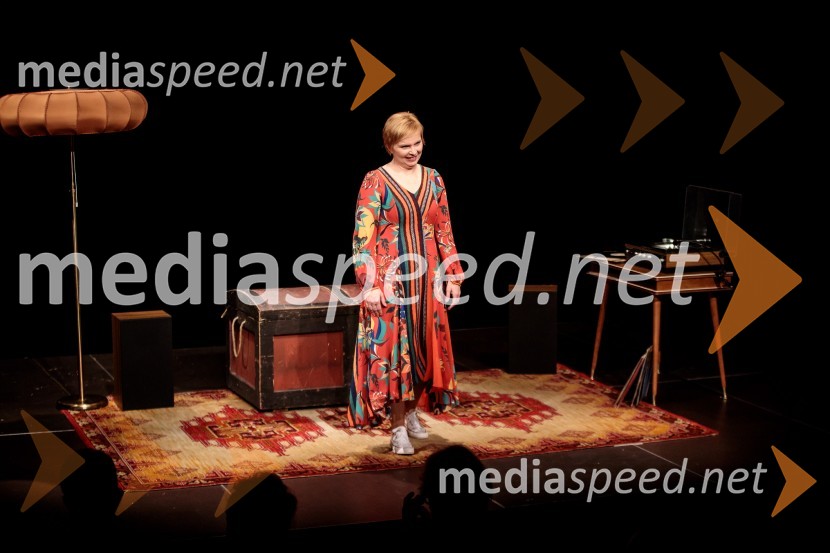 Večja od vseh, premiera monodrame Prešernovo gledališče Kranj