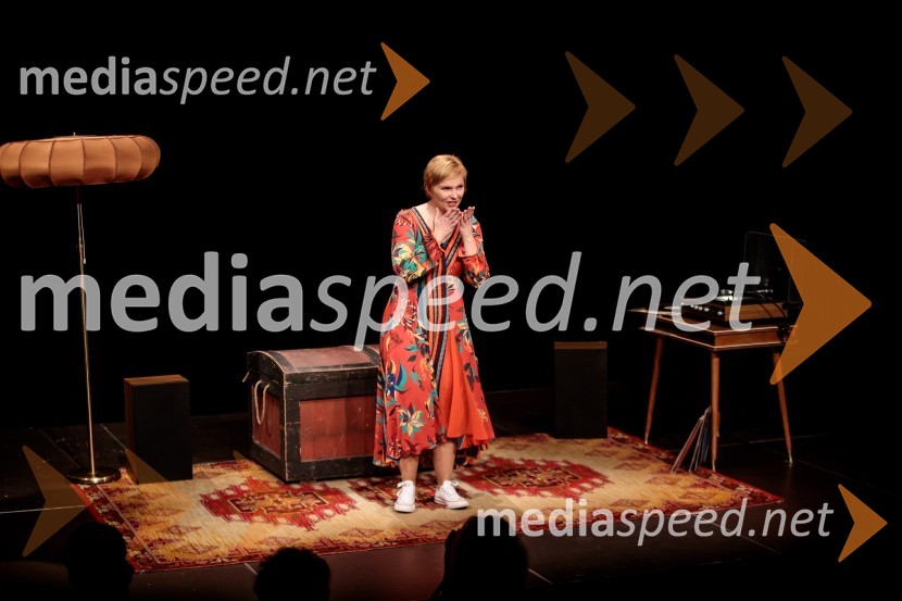 Večja od vseh, premiera monodrame Prešernovo gledališče Kranj