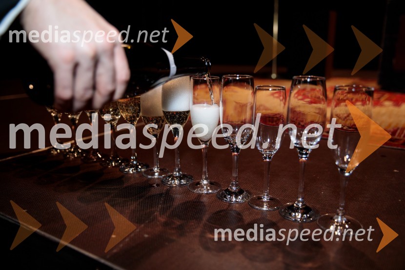 Večja od vseh, premiera monodrame Prešernovo gledališče Kranj