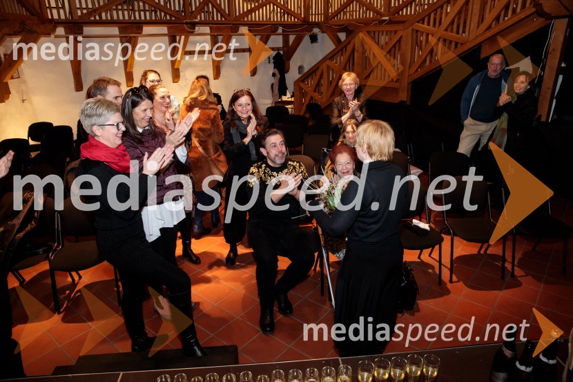 Večja od vseh, premiera monodrame Prešernovo gledališče Kranj