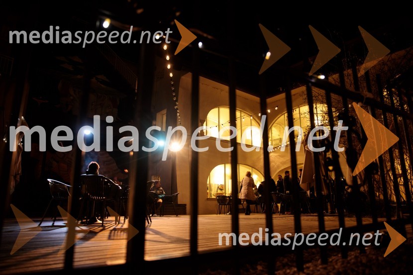 Večja od vseh, premiera monodrame Prešernovo gledališče Kranj