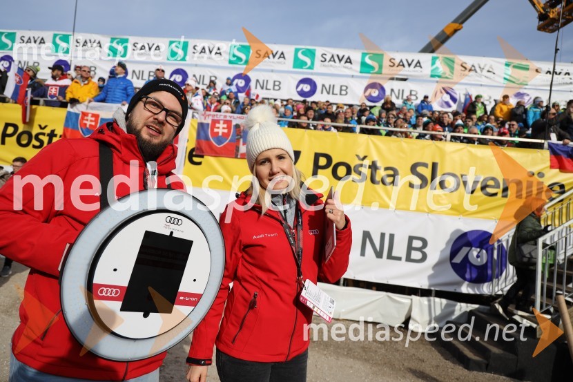  Jaka Arbutina, fotograf;  Natalija Cvetko, vodja projektov, MediaspeedZlata lisica 2020 VIP druženje, sobota