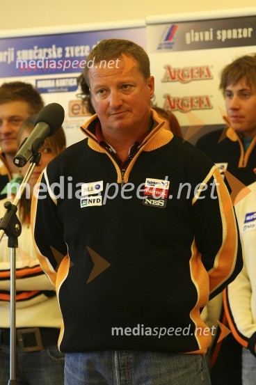 Božo Jaklin, vodja ženskih reprezentancSlovenska smučarska reprezentanca - predstavitev za sezono 2008/09