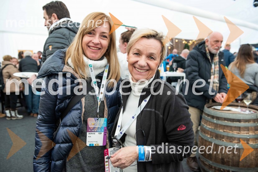  Manja Gradišek,  vodja tržnega komuniciranja in odnosov z javnostmi, NLB;  Nevenka Bevc, komuniciranje, NLBZlata lisica 2020 VIP druženje, sobota