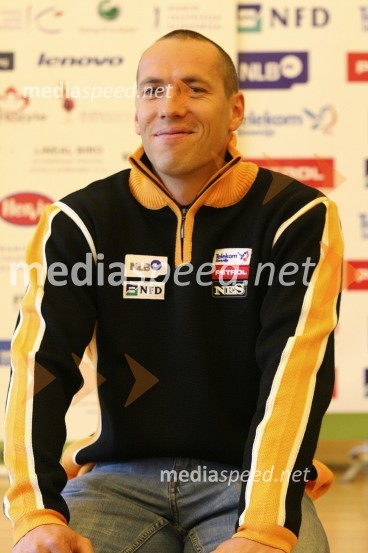 Mitja Valenčič, alpski smučarSlovenska smučarska reprezentanca - predstavitev za sezono 2008/09