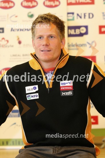 Bernard Vajdič, alpski smučarSlovenska smučarska reprezentanca - predstavitev za sezono 2008/09