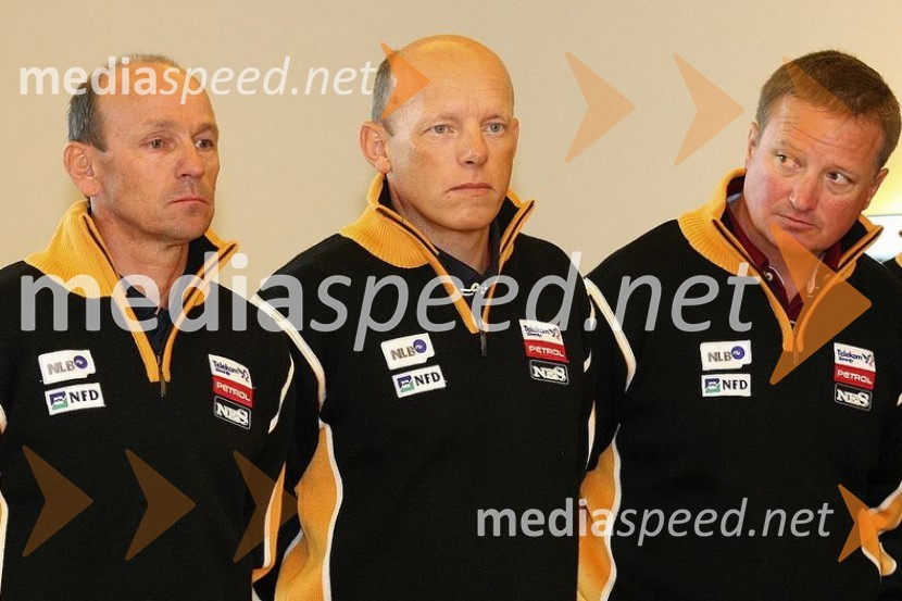 …, Marko Jurjec, odgovorni trener za slalom in veleslalom in Božo Jaklin, vodja ženskih reprezentancSlovenska smučarska reprezentanca - predstavitev za sezono 2008/09